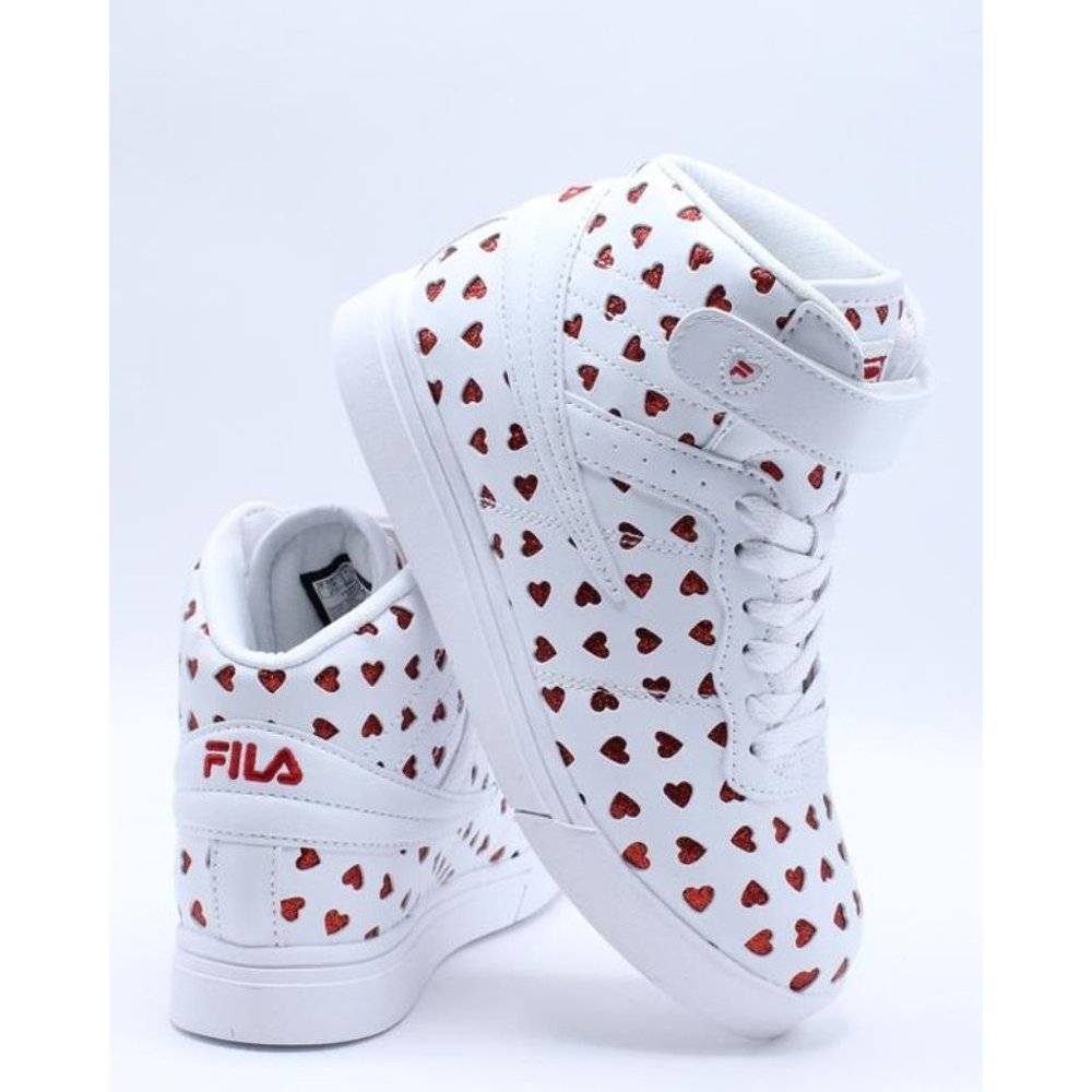 FILA Vulc 13 Big Hearts Womens Size 8